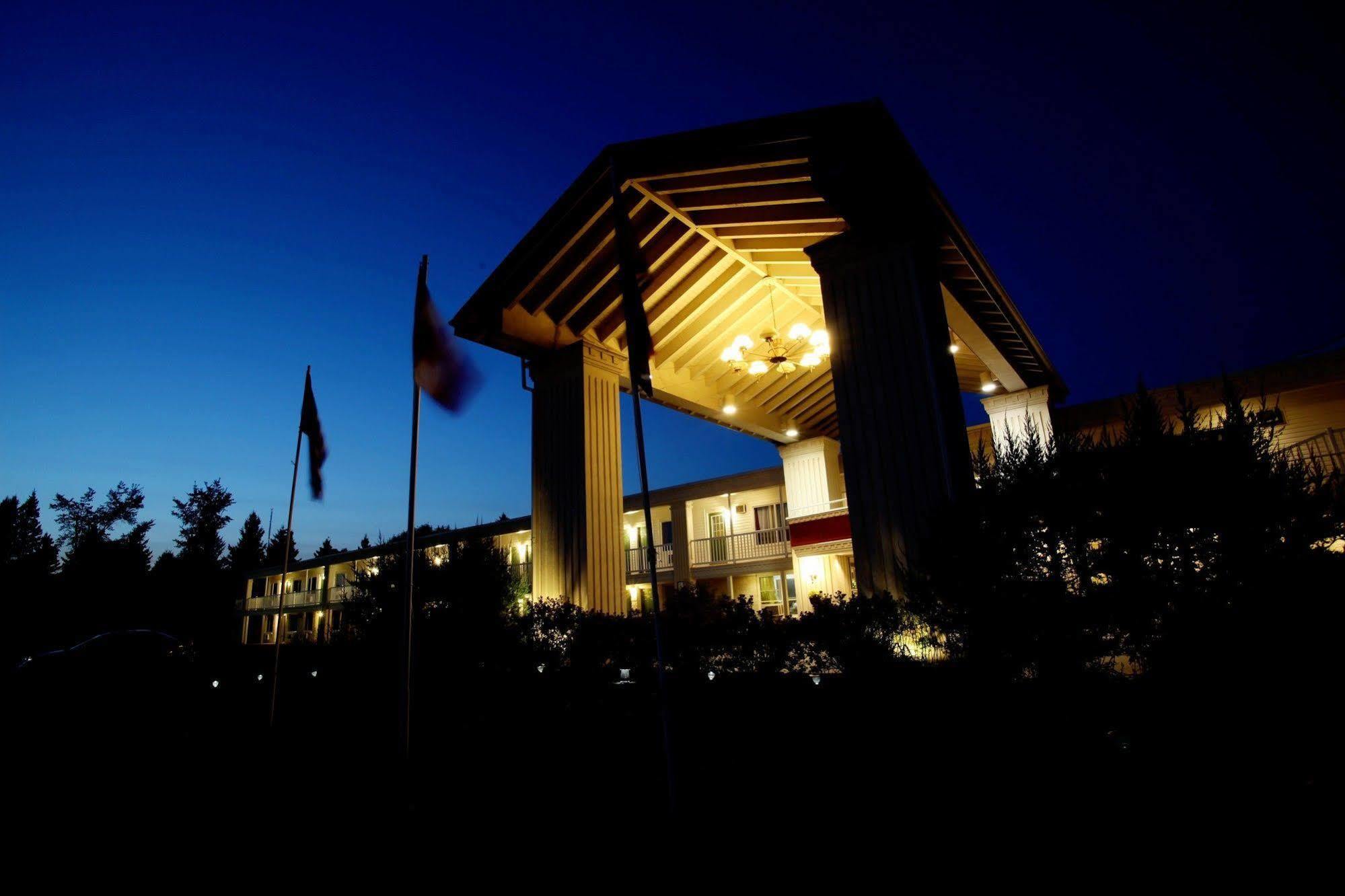 Hotel モンクトン エクステリア 写真
